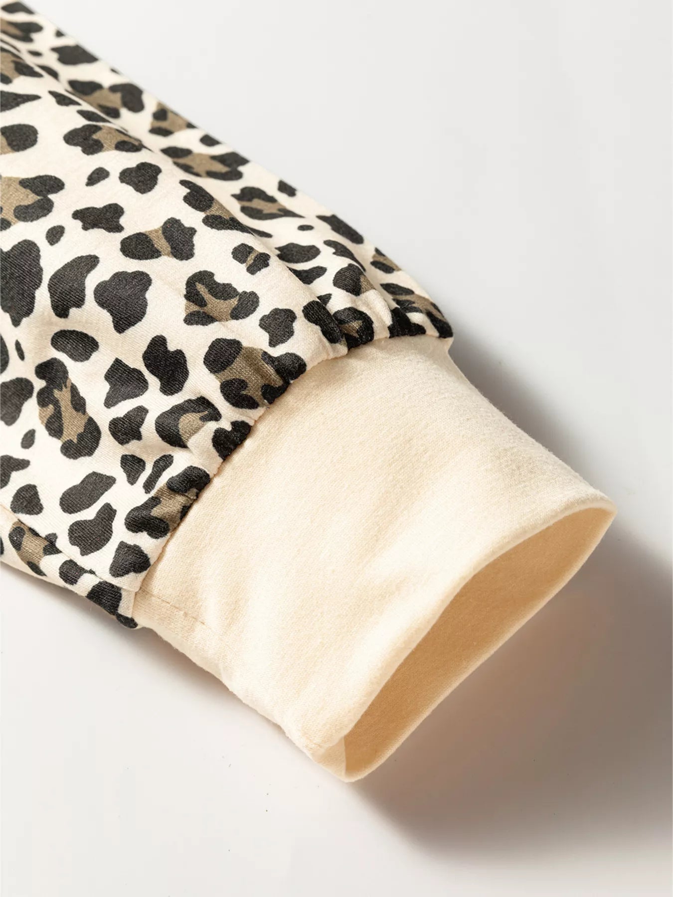 1b0cdd63426945dc988de04dd8216f07-Max-Origin